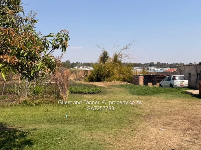 10,000 m² Stand in Leafy Greendale - Suitable for Subdivision
