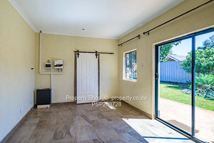 Prime Business Space To Let