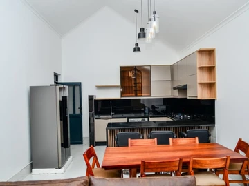 9 Unit Townhouse Complex