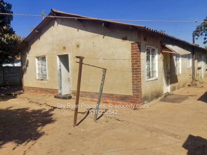 Mufakose House For Sale