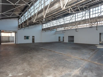 Warehouse & Factory