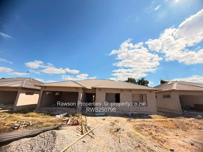 Newly Built-4 Bedroom Clusters For Sale