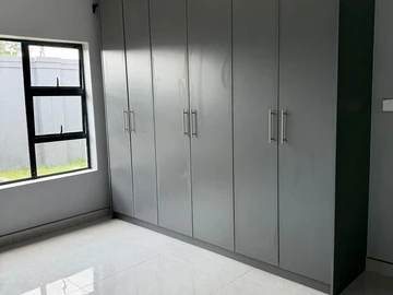 3 Bedroom Garden Flat