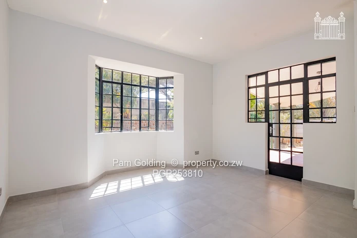 Recently Renovated 3-Bedroom Cluster Colne Valley