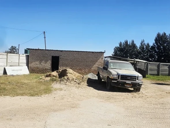 Commercial & Industrial Land