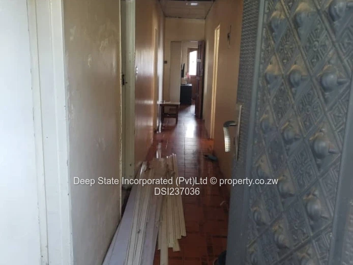 Mufakose house for sale 