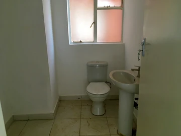 2 Bedroom Garden Flat