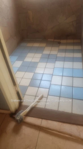 Neat Dzivarasekwa Extension house for sale