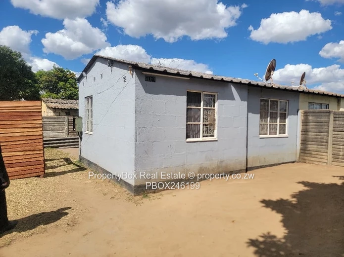 Glen Norah Core house for sale!