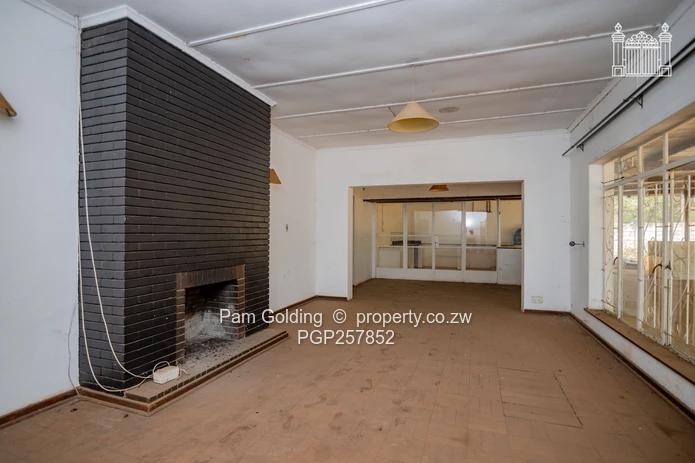 Excellent Renovation and Development Potential – Arcturus Road (Sole Mandate)