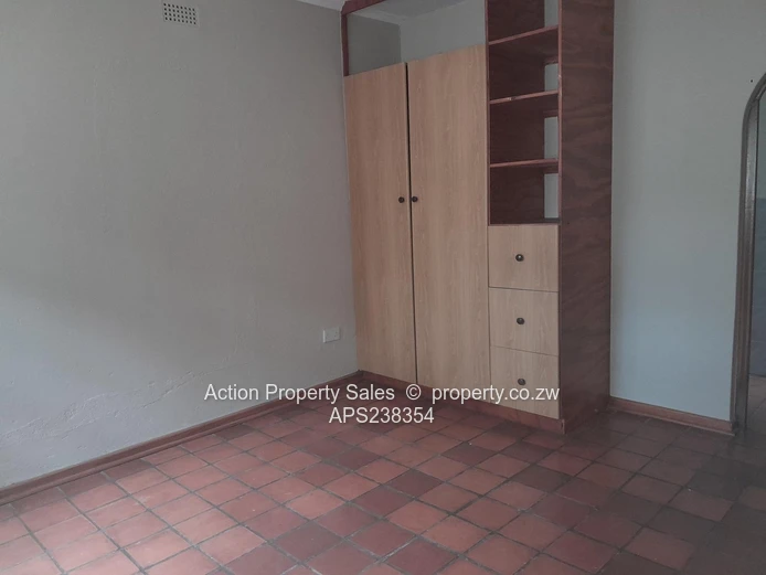 4 Bed House With Cottage To Rent Borrowdale $3000