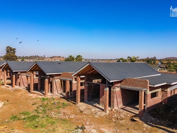 3 Bedroom Flat & Apartment