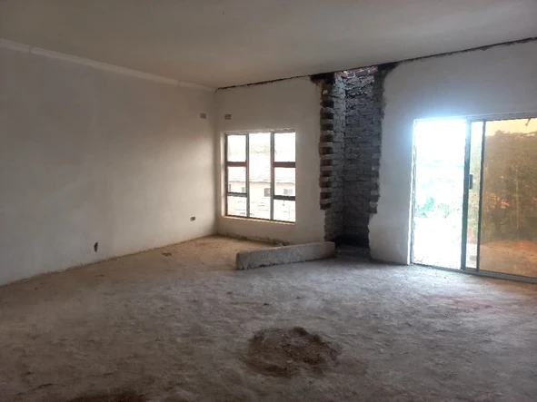 5 Bedroom Flat & Apartment