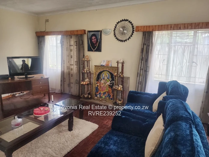 Emerald Hill: 4-Bed Home on 2030m² with Borehole,Gvt Nostro accepted 