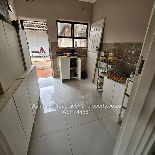 Freshly Renovated Cosy House on Main Road too.