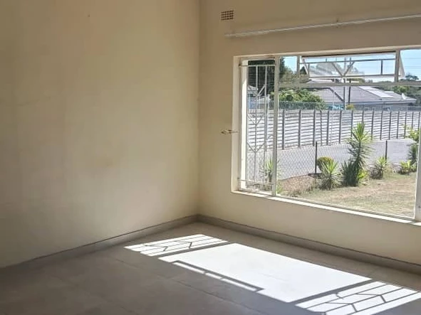 3 Bedroom Garden Flat