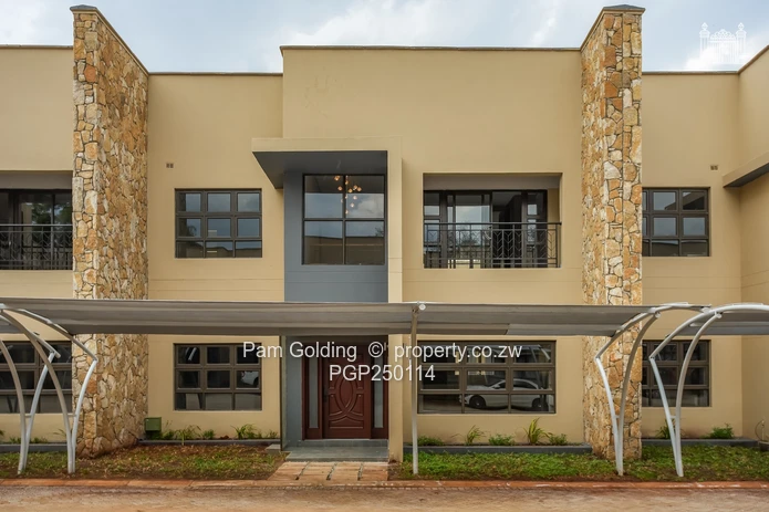 Modern Luxury Townhouse – Golden Stairs, Mount Pleasant (Sole Mandate)
