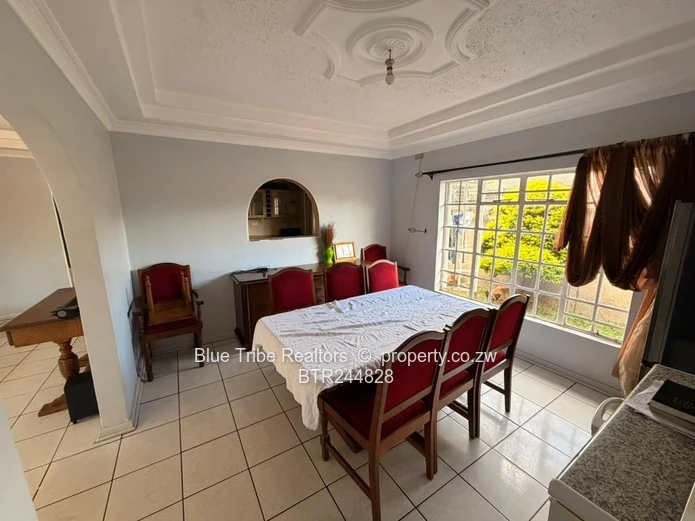 House for rent in Waterfalls 