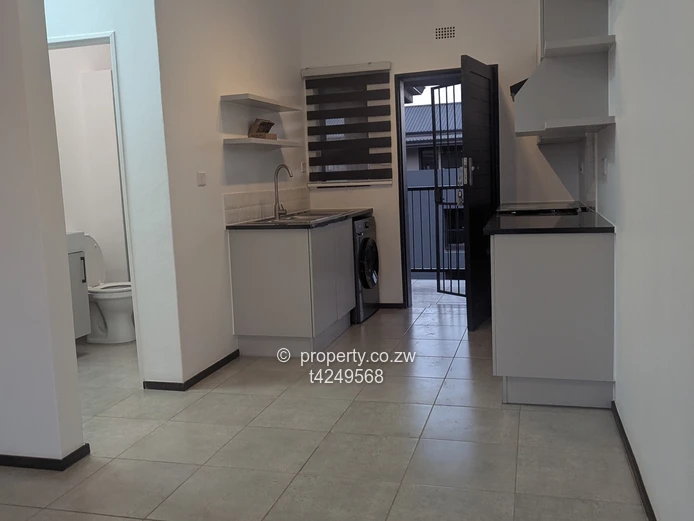 Aspindale Park 2 bedroom flat to rent  (Sole Mandate)