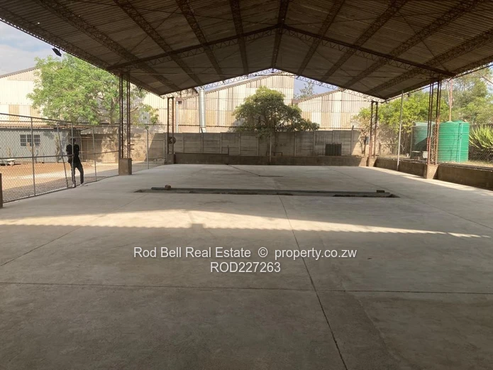 Spacious Warehouse/Office Space for Rent in Msasa.