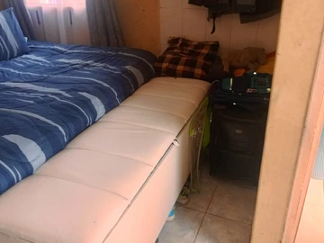 6 Bedroom House