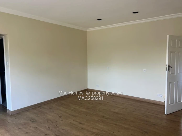 MT PLEASANT - 10 Bedroom Upmarket Mansion 