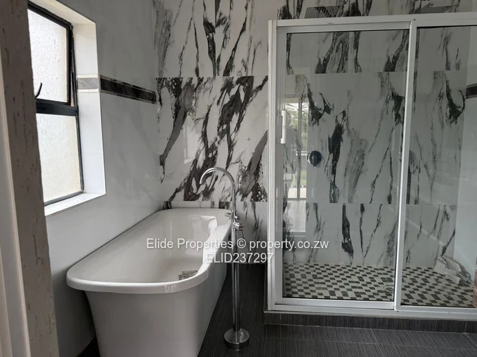 Strathaven House For Sale 