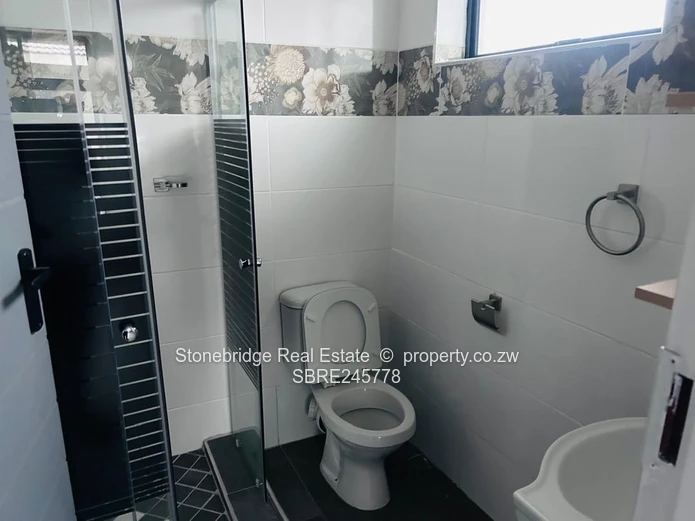 Modern 3 Bedroomed Townhouse in Burnside for sale