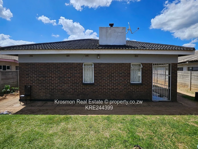 4-Bed Home with 2 bedroomed Flatlet, Garden in Marondera/morningside