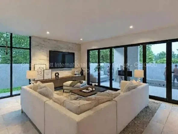 2 Bedroom Flat & Apartment