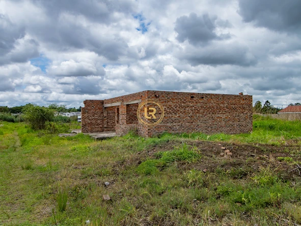 Commercial & Industrial Land