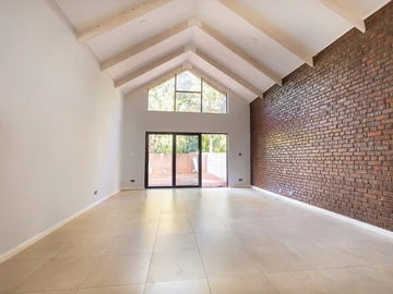 3 Bedroom Garden Flat