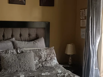 2 Bedroom Garden Flat