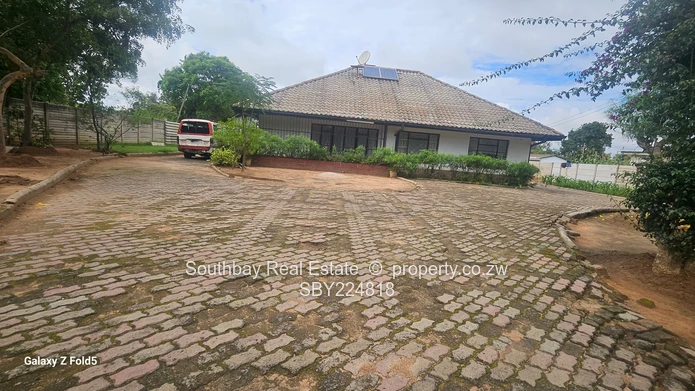 Hatfield's hidden gem of 3 beds on 2100 sqm