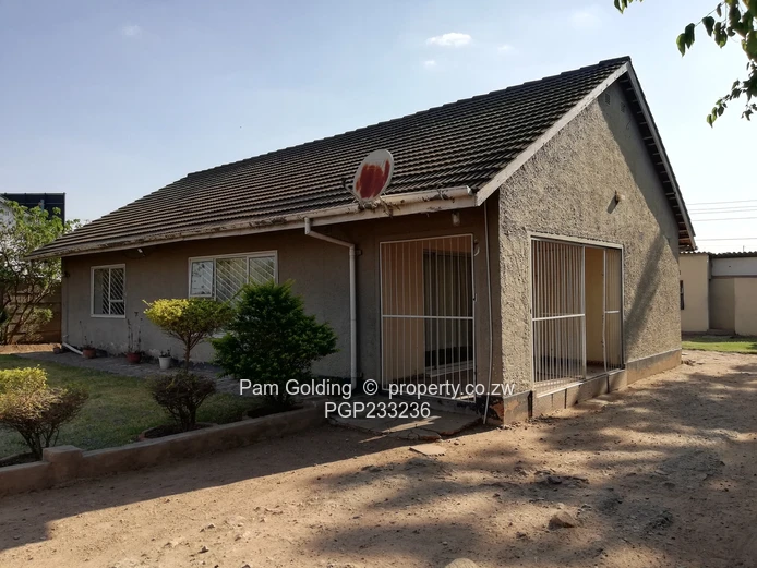 3 bedroomed house in Braeside