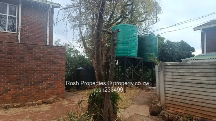 Bachelor`s Flat 2 Stunning Views in Greystone Park