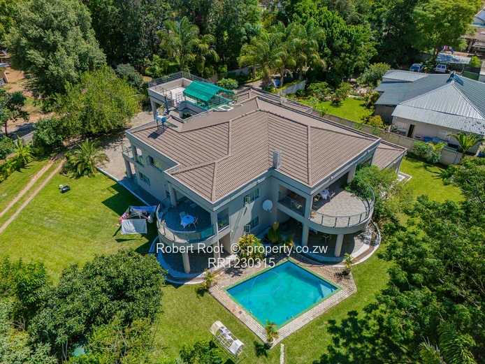 Exquisite Family Home 