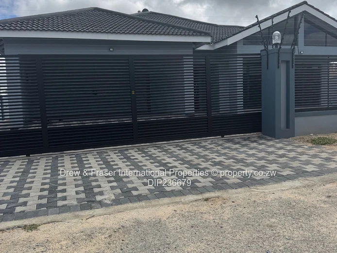 Mabvazuva house available for rent $800 (Sole Mandate)