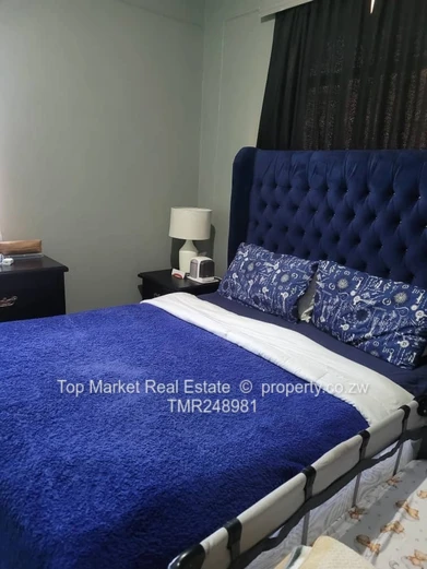 Eastlea flat to rent