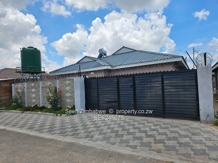 House for Sale in Southview Park!