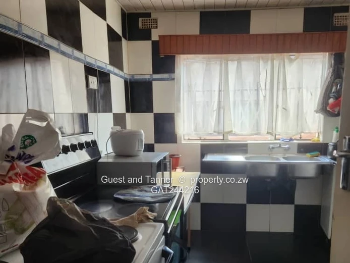 5 Bedroomed House for Sale in Tynwald South