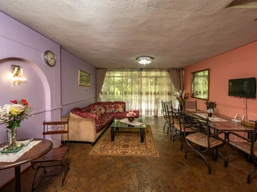 3 Bedroom Garden Flat