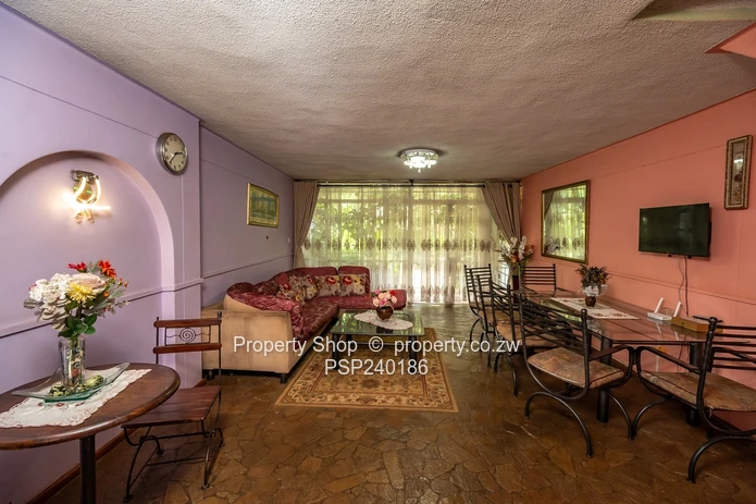 Fully Furnished 3 Bedrooms Garden Flat