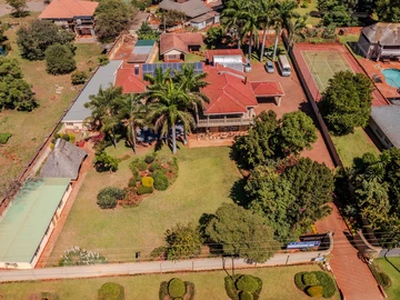 8 Bedroom House