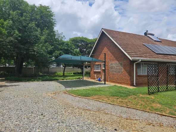 5 Unit Townhouse Complex