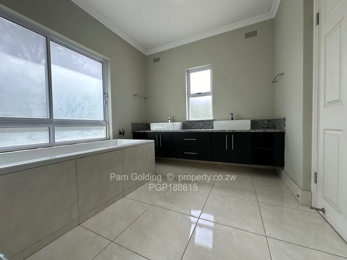 Stunning 3 Bedroom Home to Rent - Arlington Estate 