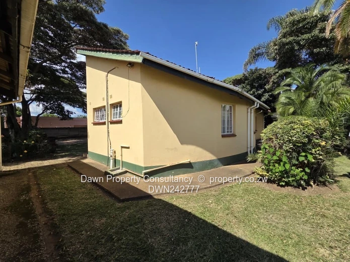 Spacious 5-bedroom home on 2200sqm, perfect for families seeking comfort and convenience.