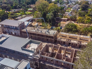 3 Bedroom Flat & Apartment