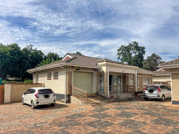 3 Bedroom Garden Flat