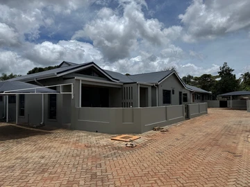 3 Bedroom Garden Flat